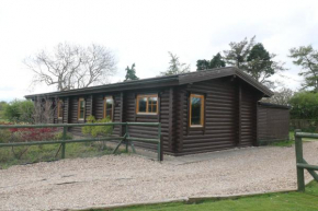 LE Log Cabin 18